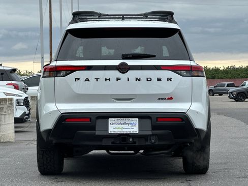 New 2026 Nissan Pathfinder Rock Creek AWD/4WD image 5