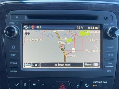 Used 2017 Buick Enclave Premium image 39