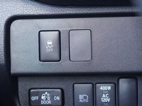 Certified 2023 Toyota Tacoma TRD Off-Road image 20