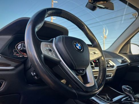 Used 2021 BMW X7 xDrive40i w/ Premium Package image 45
