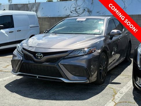 Used 2024 Toyota Camry XSE image 3