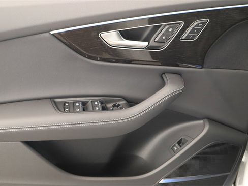 New 2026 Audi Q8 Premium Plus image 23