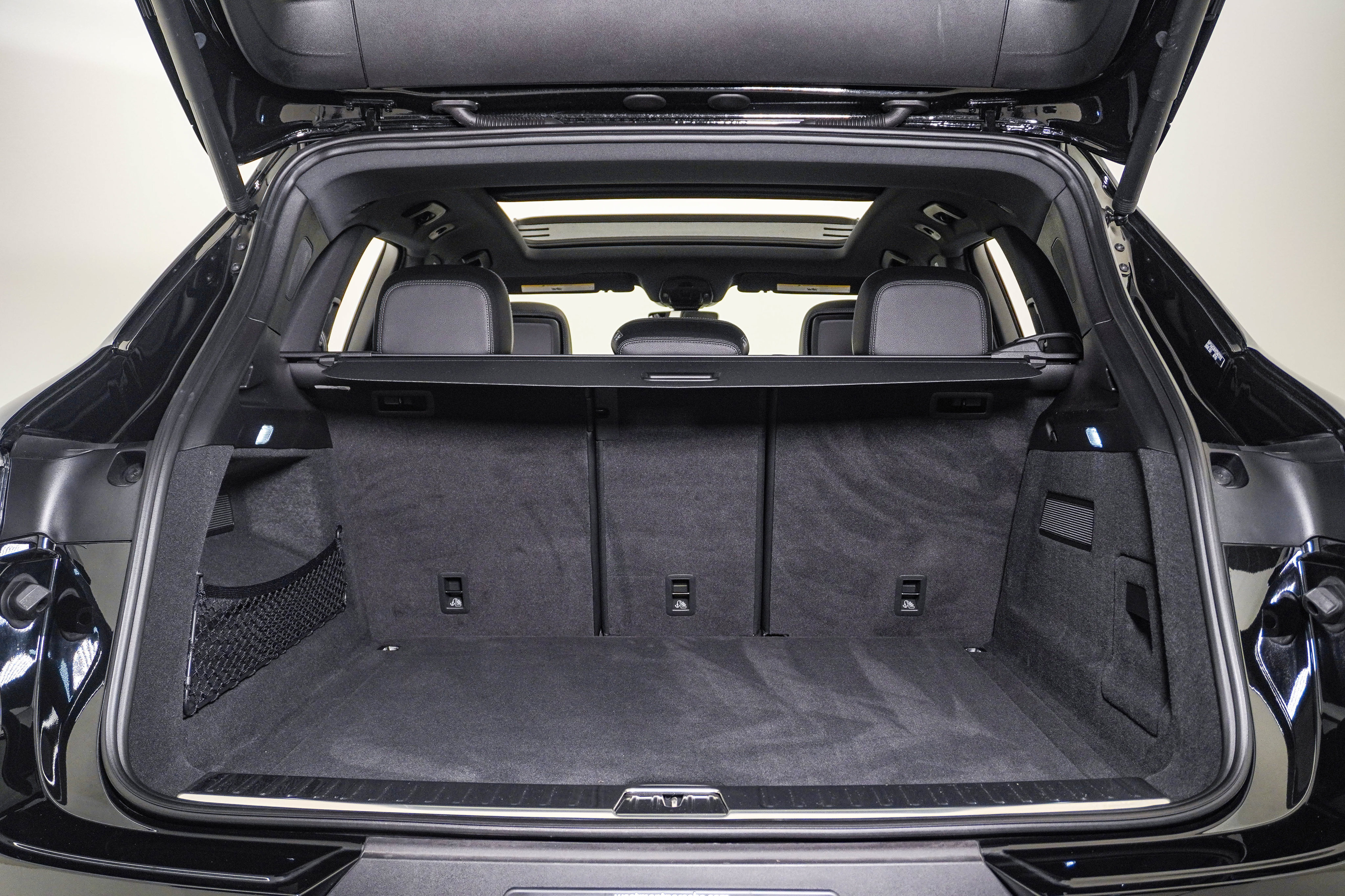 Certified 2026 Porsche Cayenne AWD/4WD image 28