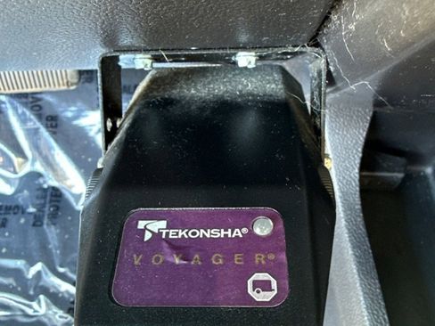 Used 2017 Ford F150 XLT w/ Equipment Group 302A Luxury image 16