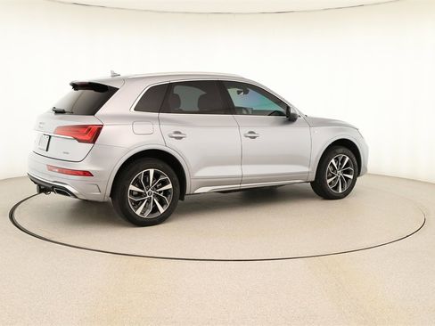 Used 2023 Audi Q5 2.0T Premium Plus w/ Premium Plus Package image 7