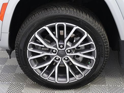 Used 2023 Jeep Grand Cherokee L Summit image 20