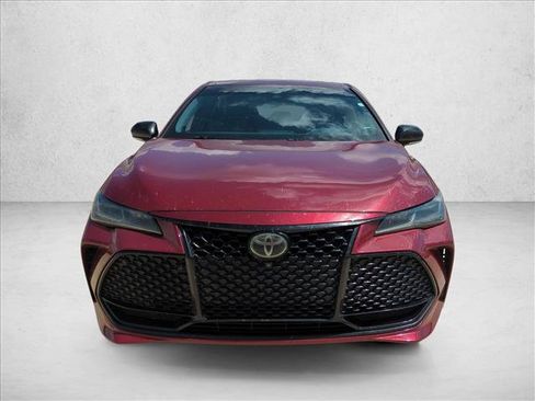 Used 2019 Toyota Avalon Touring w/ Advanced Safety Package FWD image 2