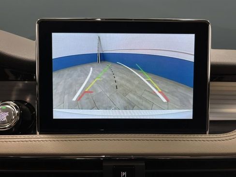 Used 2022 Lincoln Corsair AWD w/ Premium Package image 11