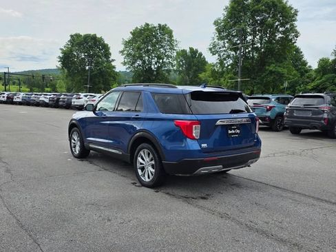 Used 2020 Ford Explorer XLT w/ Equipment Group 202A AWD/4WD image 6