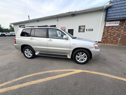 Used 2006 Toyota Highlander Limited AWD/4WD image 19