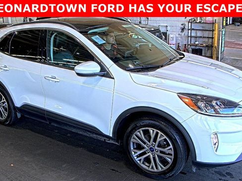 Used 2022 Ford Escape SEL AWD/4WD image 1