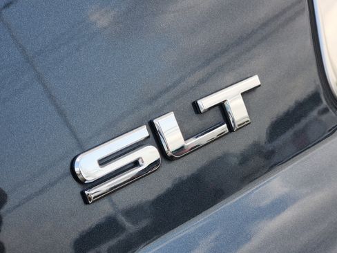 Used 2020 GMC Yukon SLT w/ Premium Edition RWD image 13