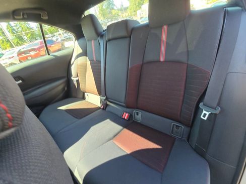Used 2024 Toyota Corolla SE w/ SE Package FWD image 17