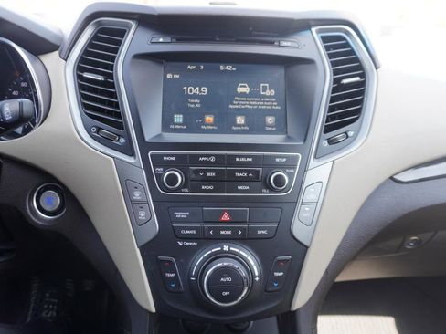 Used 2017 Hyundai Santa Fe Sport image 31