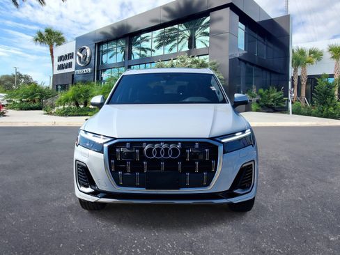 Used 2025 Audi Q7 3.0T Premium Plus image 2