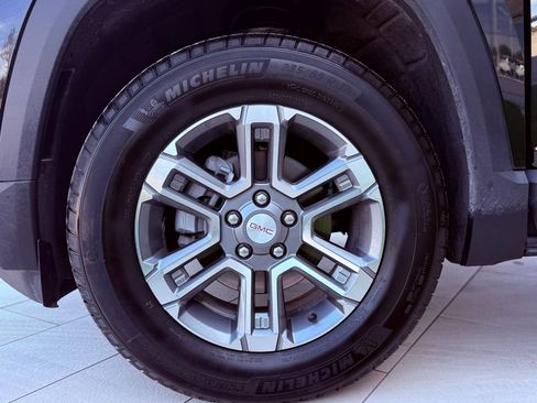 Used 2026 GMC Terrain Elevation image 37