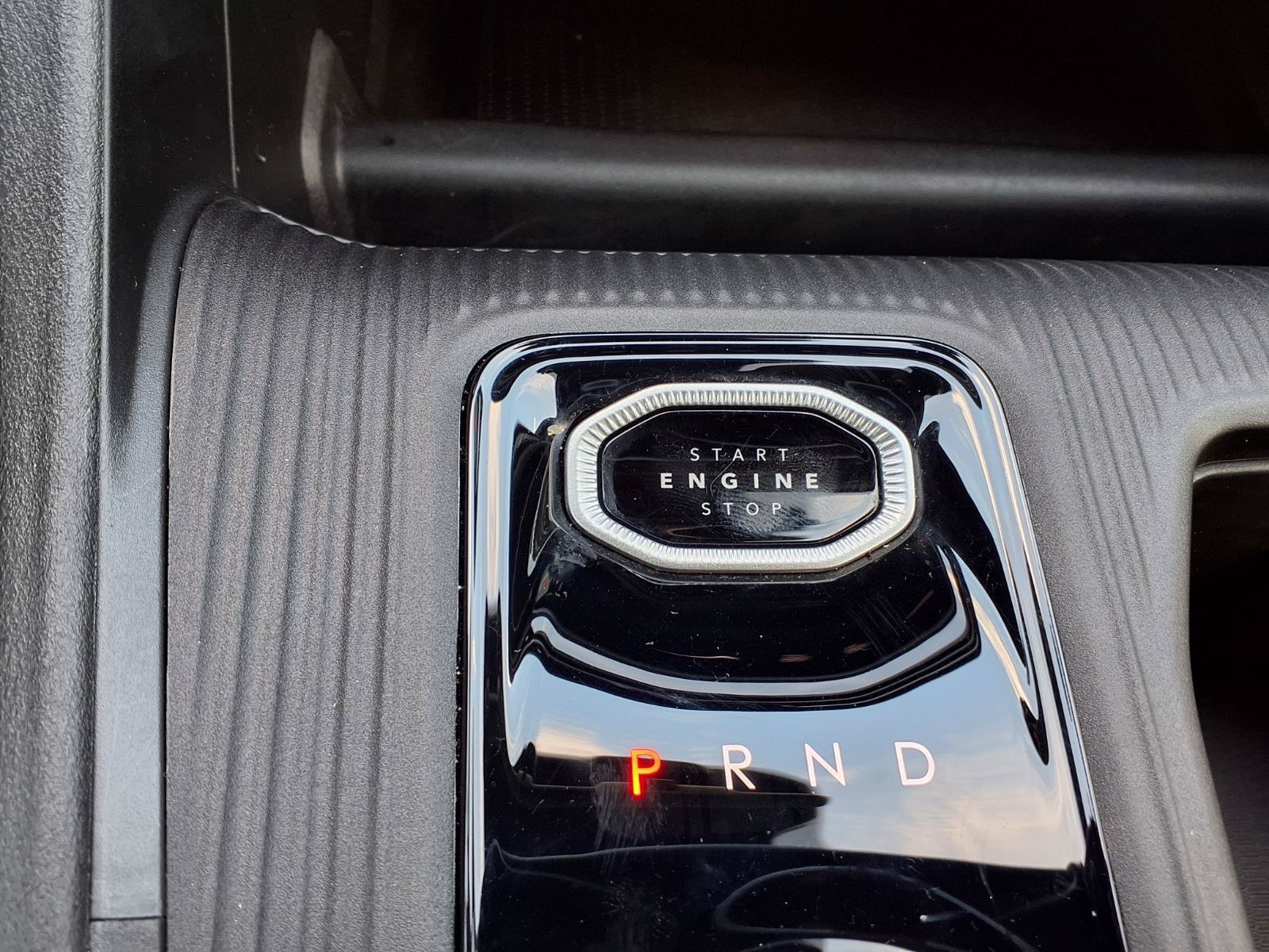 Used 2026 Jeep Cherokee Laredo AWD/4WD image 14