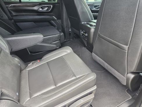 Used 2024 Chevrolet Tahoe Z71 w/ Luxury Package AWD/4WD image 26