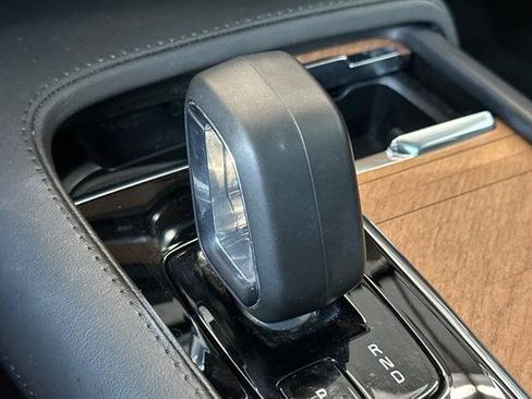 Certified 2023 Volvo XC90 T8 Plus image 24