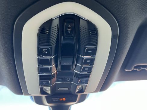 Used 2016 Porsche Macan S AWD/4WD image 25