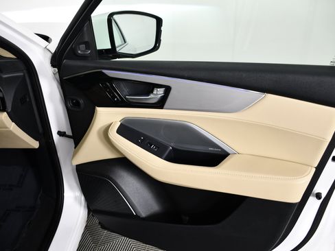 Certified 2025 Acura MDX SH-AWD w/ Technology Package image 40