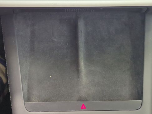 Used 2022 Tesla Model X Plaid image 24