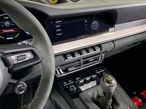Certified 2022 Porsche 911 GT3 RWD image 13