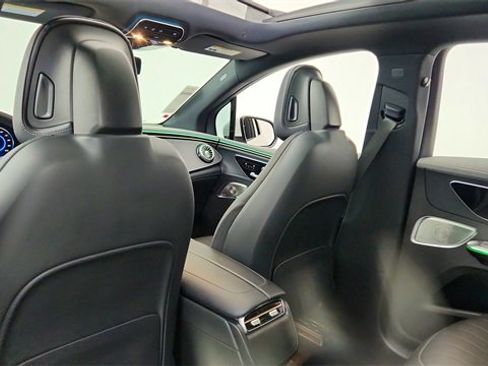 Used 2023 Mercedes-Benz EQE 500 4MATIC SUV w/ Exclusive Trim Package image 30