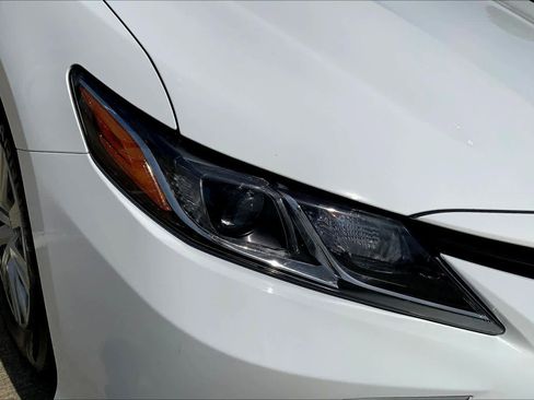 Used 2023 Toyota Camry LE image 26