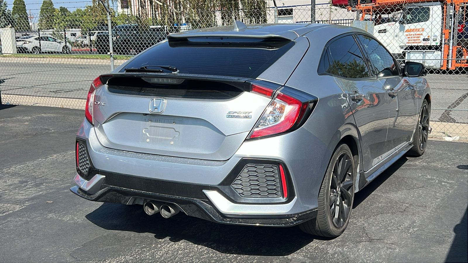 Used 2018 Honda Civic Sport Touring image 2