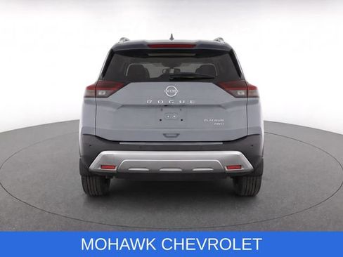 Used 2021 Nissan Rogue Platinum AWD/4WD image 7