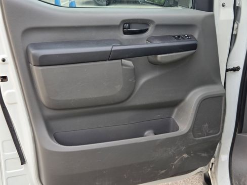 Used 2020 Nissan NV 3500 SL RWD image 10