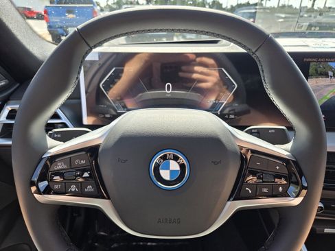 Used 2026 BMW i4 eDrive40 w/ Premium Package RWD image 25