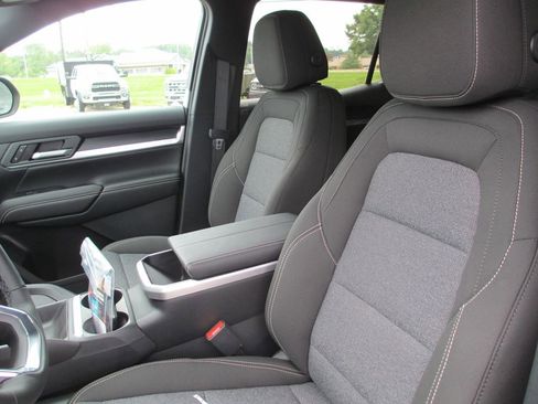 New 2026 GMC Terrain Elevation w/ Black Edition FWD image 11