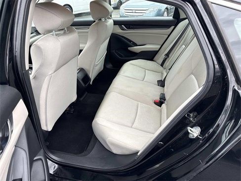 Used 2018 Honda Accord LX image 16