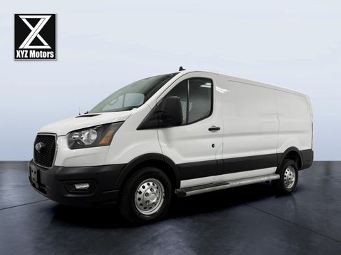 Used 2024 Ford Transit 250 Low Roof AWD w/ Exterior Upgrade Package image 2