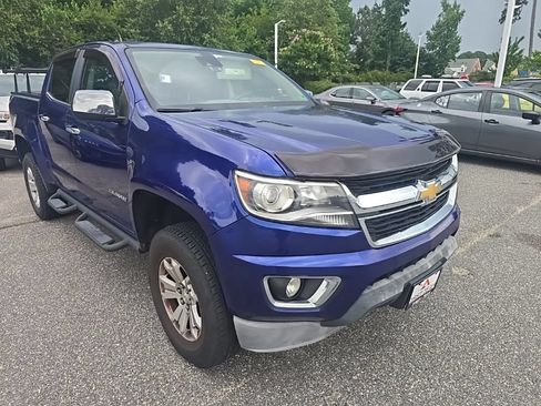 Used 2015 Chevrolet Colorado LT w/ Luxury Package RWD image 3