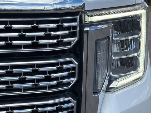 Used 2021 GMC Sierra 3500 Denali w/ Denali Ultimate Package AWD/4WD image 53
