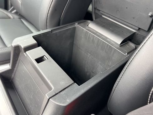 Certified 2024 Ford Explorer XLT w/ Equipment Group 202A image 16