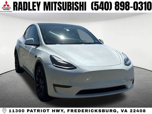 Used 2021 Tesla Model Y Long Range AWD/4WD image 17