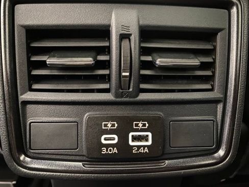 Used 2025 Subaru Forester Limited AWD/4WD image 15