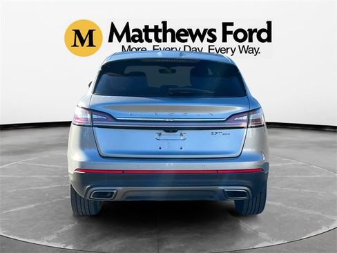 Used 2020 Lincoln Nautilus Reserve w/ Equipment Group 201A image 4