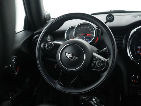 Used 2018 MINI Cooper S image 14