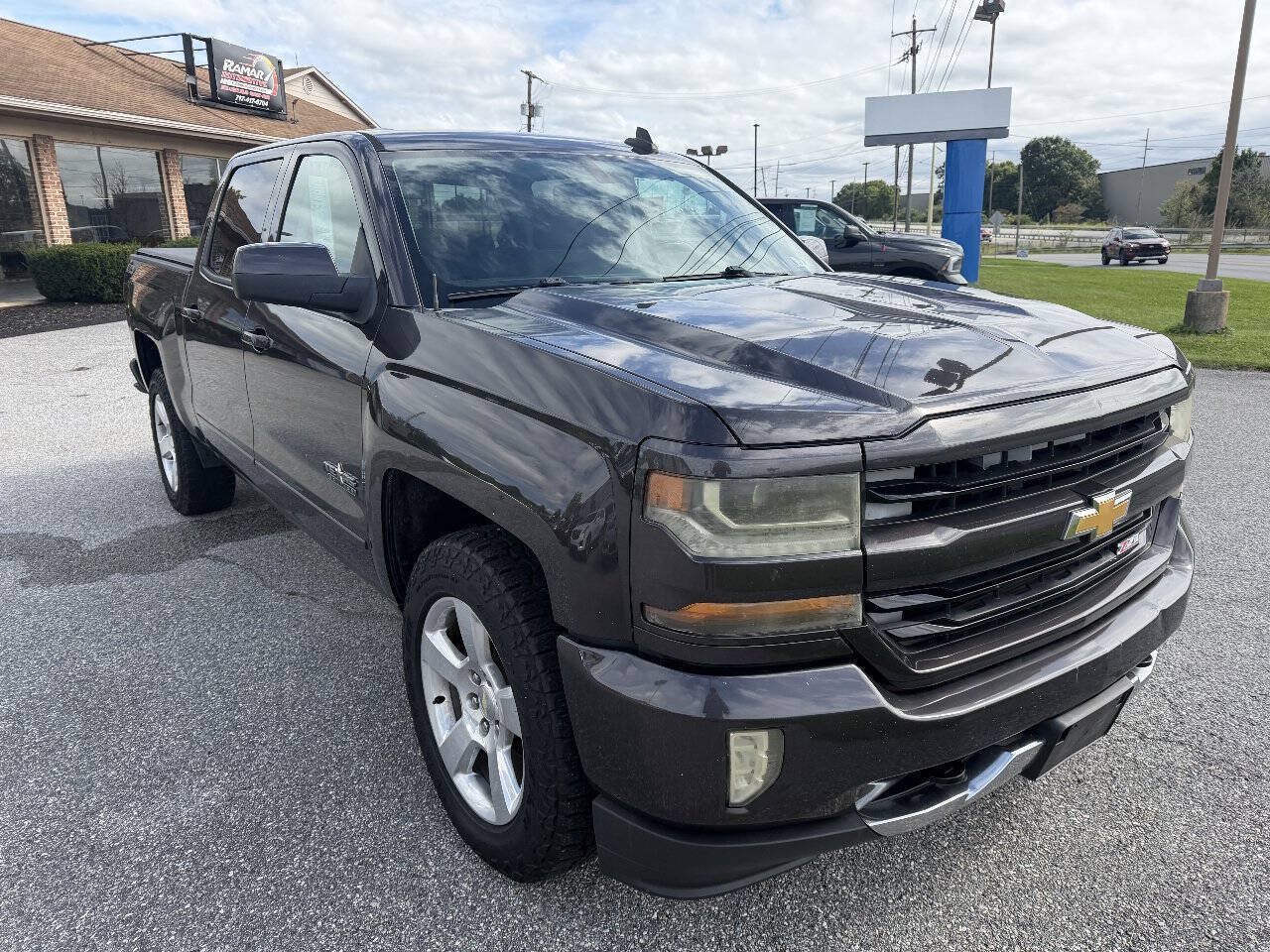 Used 2016 Chevrolet Silverado 1500 LT w/ Texas Edition AWD/4WD image 2