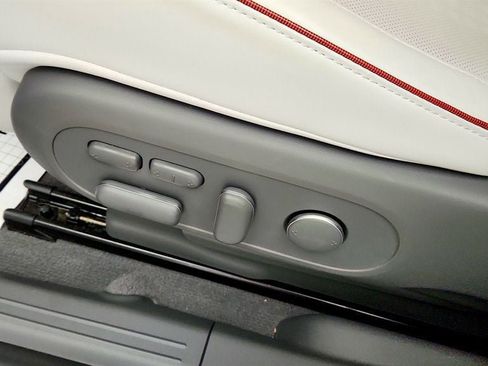 Used 2024 Hyundai Ioniq 5 Limited AWD/4WD image 12