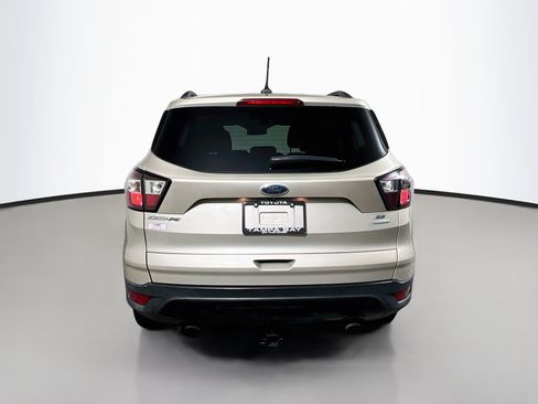 Used 2018 Ford Escape SE w/ SE Sport Appearance Package FWD image 6
