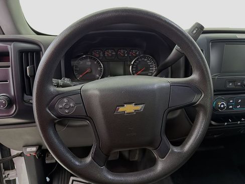 Used 2018 Chevrolet Silverado 1500 W/T w/ Trailering Package image 14