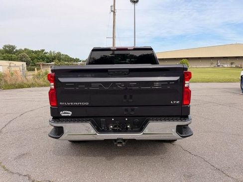 Used 2023 Chevrolet Silverado 1500 LTZ w/ LTZ Convenience Package II AWD/4WD image 7