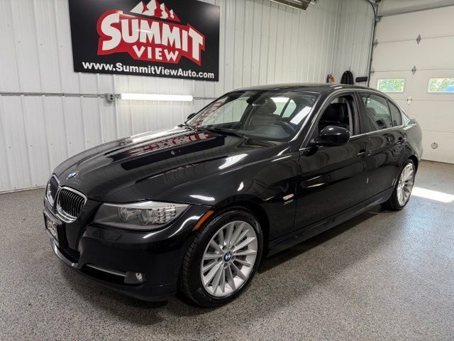 Used 2011 BMW 335i xDrive Sedan AWD/4WD image 1