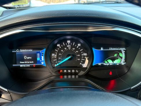 Used 2019 Ford Fusion Energi Titanium image 43